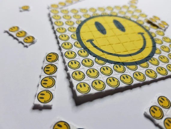 N-bomb ( Bom-25, Smiley Paper ) **Stronger than regular lsd**
